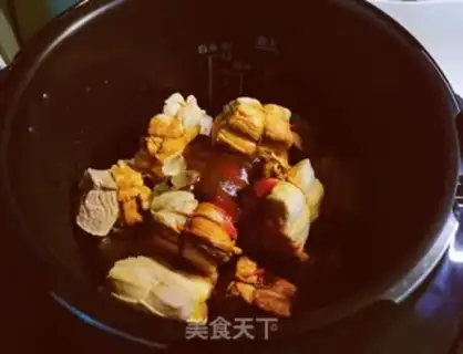 Make Five flowers of sauce step 7
