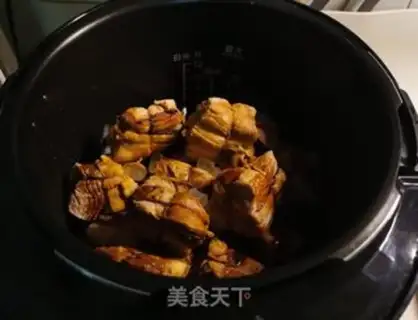 Make Five flowers of sauce step 8