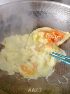 Make cucumber fried eggs step 6