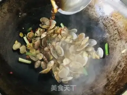Make Pumpkin clams step 8