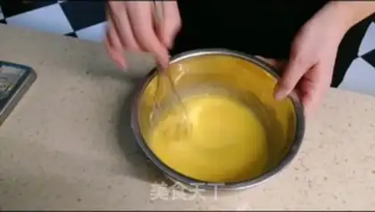 Make Chocolate-leaved fruit cake rolls step 3