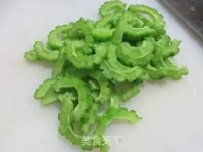 Make Suffering onions step 2