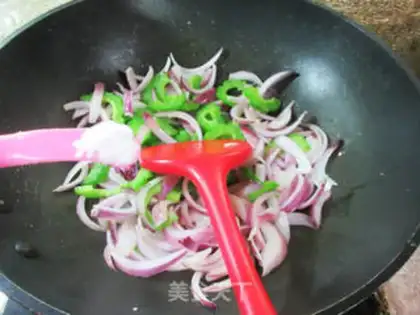 Make Suffering onions step 7