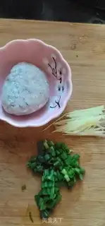 Make Porridge of a fish ball step 1