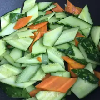 Make Cucumber carrot fried eggs step 6