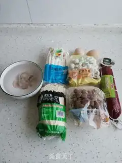 Make Three fungus mushroom soup step 0