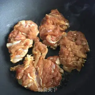 Make Chicken chop caps step 1