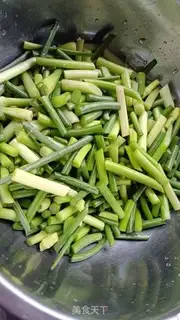 Make Garlic fried meat step 2