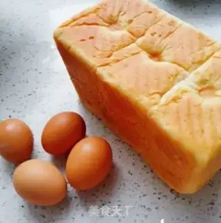 Make Fried toast step 0