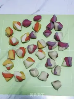 Make Spring flower dumplings step 4