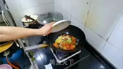Make Red oil, fat intestines step 2