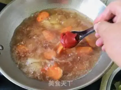 Make Family borscht step 2