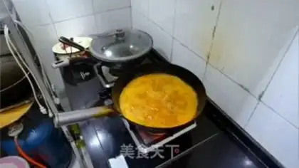 Make Red oil, fat intestines step 4