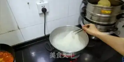 Make Red oil, fat intestines step 6