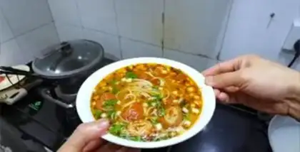 Make Red oil, fat intestines step 9