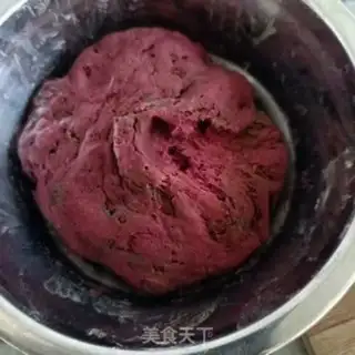 Make Colored garlic moss meat bun step 15