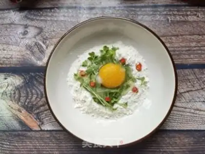 Make Chicken caterpillar and egg pancakes step 4