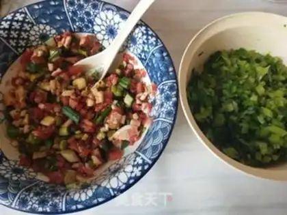 Make Celery meat buns step 0