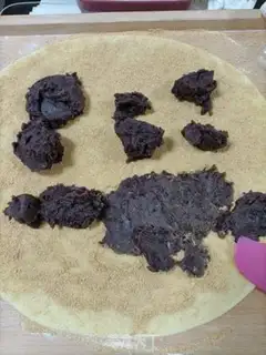 Make Donkey rolls step 26