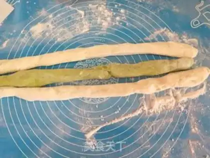 Make Celery meat buns step 4