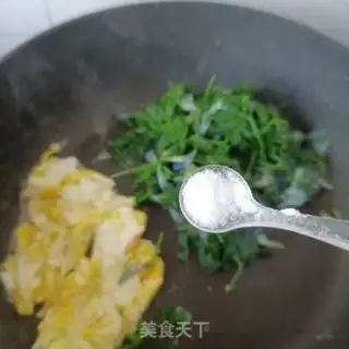 Make Eggs and wild peas step 10
