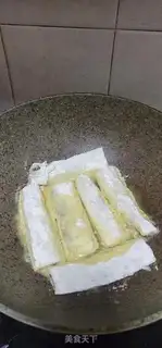 Make Bean petal sauce with fish step 5