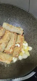 Make Bean petal sauce with fish step 7