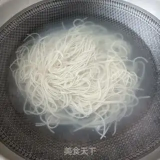 Make Garlic pasta step 5