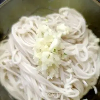 Make Garlic pasta step 8