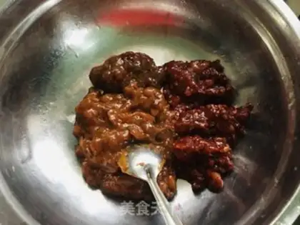 Make Mushroom beef sauce step 2