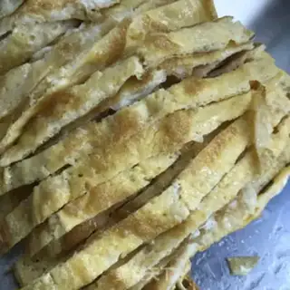 Make Egg-skin cucumber fans step 2