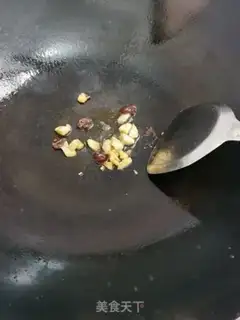 Make The sour bean is boiled step 3