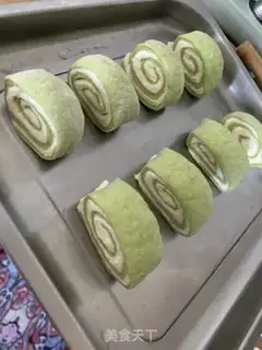 Make Spinach rolls step 3