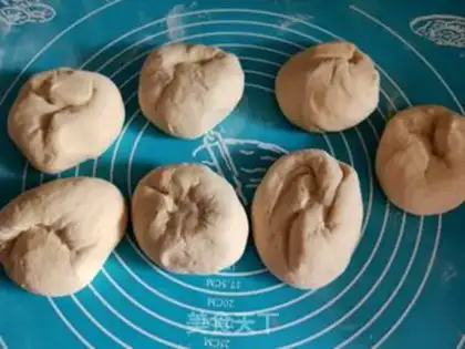 Make Food buns step 4