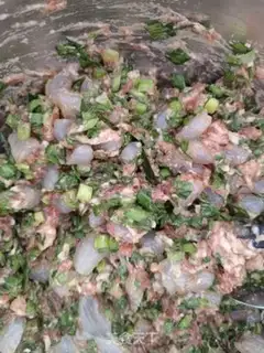 Make Colored shrimp dumplings step 3