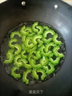 Make Scrambled beef step 1