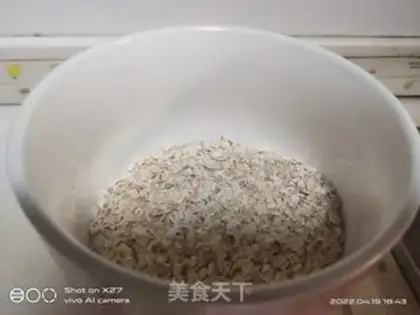 Make Eggs, fruit, oatmeal step 0