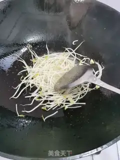 Make Bean sprouts step 5