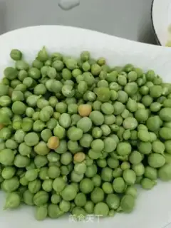 Make Meat-cracked snow beans step 2