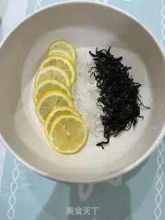 Make Iced lemon tea step 3