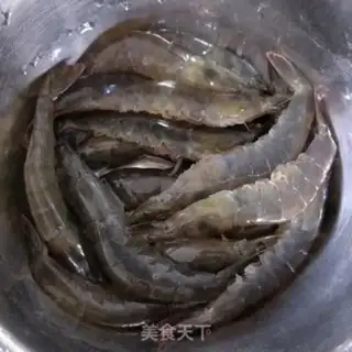 Make Garlic fan shrimp step 3
