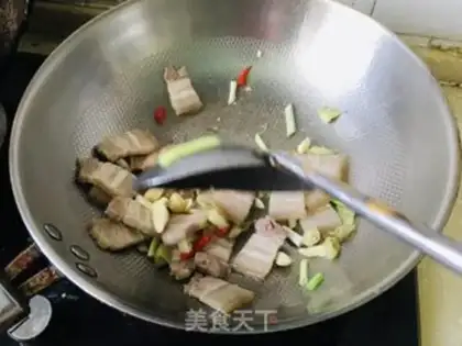 Make The lotus returns the pot step 5