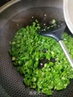 Make Chili fried eggs step 2