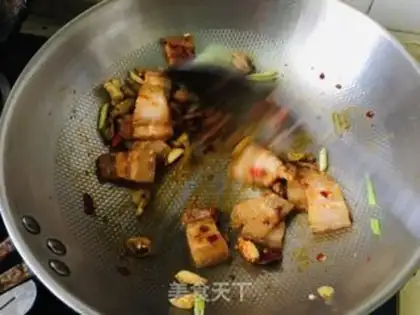 Make The lotus returns the pot step 6