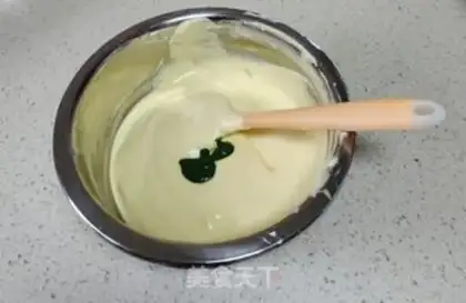 Make Six inches of green tea and early cake step 11