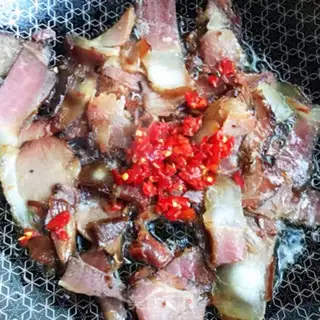 Make Garlic chili step 4