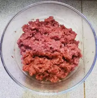 Make A zealous beef bun step 1