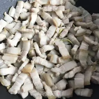 Make Five flowers and radish step 3