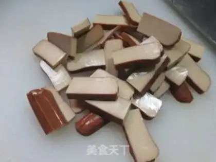 Make Egg-dried pepper step 1