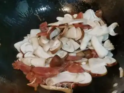 Make Scrambling sausage step 4
